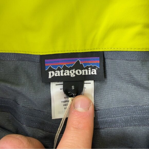 Patagonia NWT Women's Sz Small Untracked Gore-tex Snowboarding Pants 29912 Style - Picture 2 of 15